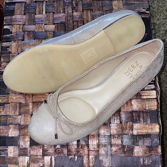 naturalizer grace ballet flats